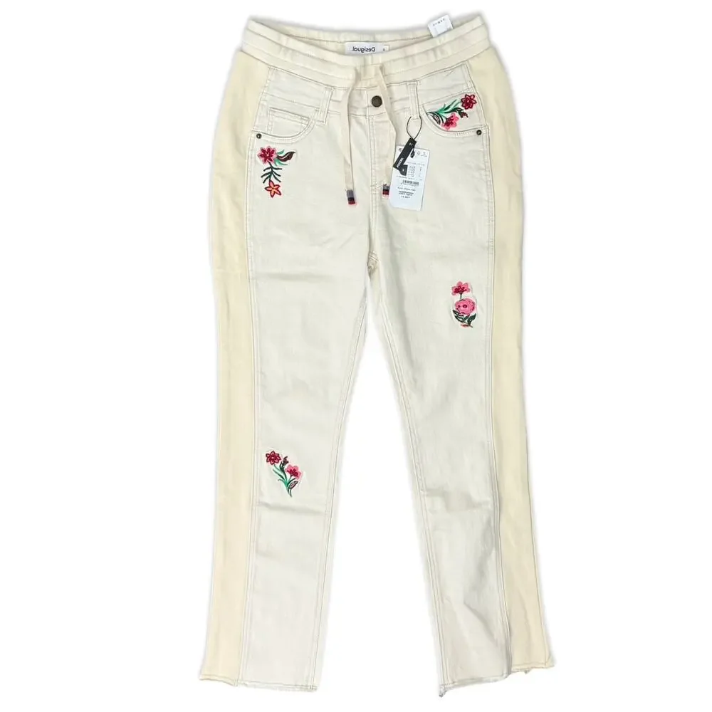 Desigual Cream Ecru Floral Embroidered Jogger Lita Raw Hem Jeans size S NEW Tags - Picture 2 of 12